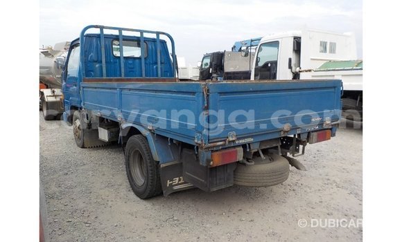 Nunua Imported Toyota Dyna Blue Gari ndani ya Import - Dubai nchini Malawi Nunua Imported Toyota Dyna Blue Gari ndani ya Import - Dubai nchini Malawi