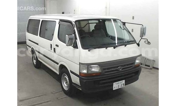 Acheter Import Voiture Toyota Hiace Blanc à Import - Dubai, Malawi Acheter Import Voiture Toyota Hiace Blanc à Import - Dubai, Malawi