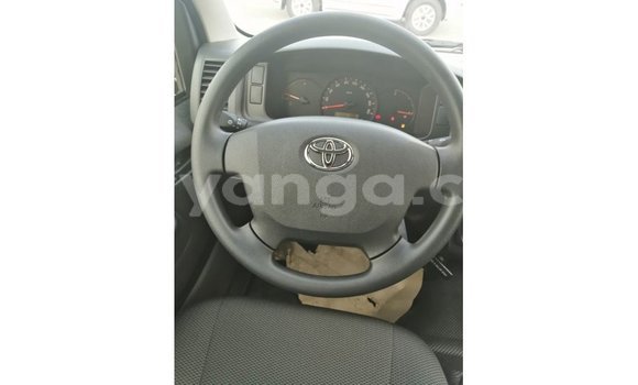Nunua Imported Toyota Hiace White Gari ndani ya Import - Dubai nchini Malawi Nunua Imported Toyota Hiace White Gari ndani ya Import - Dubai nchini Malawi