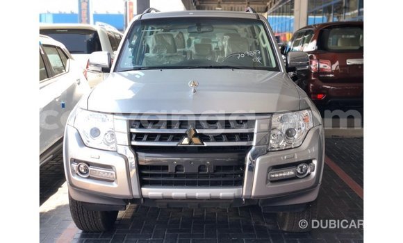 Nunua Imported Mitsubishi Pajero Other Gari ndani ya Import - Dubai nchini Malawi Nunua Imported Mitsubishi Pajero Other Gari ndani ya Import - Dubai nchini Malawi