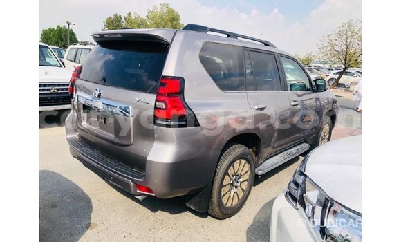 Nunua Imported Toyota Prado Brown Gari ndani ya Import - Dubai nchini Malawi Nunua Imported Toyota Prado Brown Gari ndani ya Import - Dubai nchini Malawi
