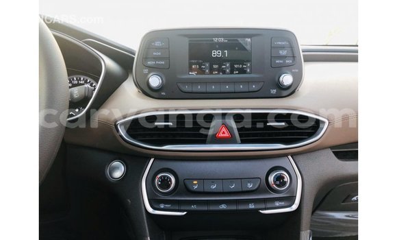 Nunua Imported Hyundai Santa Fe White Gari ndani ya Import - Dubai nchini Malawi Nunua Imported Hyundai Santa Fe White Gari ndani ya Import - Dubai nchini Malawi