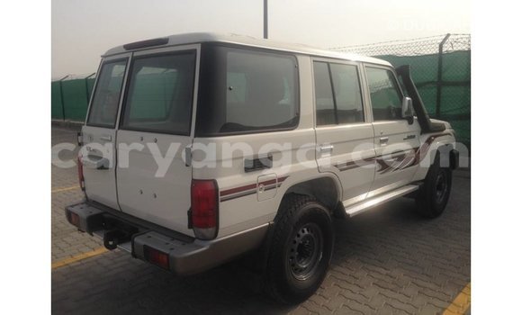 Buy Import Toyota Land Cruiser White Car in Import - Dubai in Malawi Buy Import Toyota Land Cruiser White Car in Import - Dubai in Malawi
