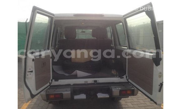 Buy Import Toyota Land Cruiser White Car in Import - Dubai in Malawi Buy Import Toyota Land Cruiser White Car in Import - Dubai in Malawi