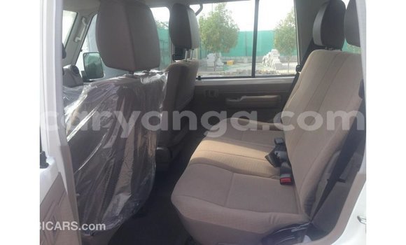 Buy Import Toyota Land Cruiser White Car in Import - Dubai in Malawi Buy Import Toyota Land Cruiser White Car in Import - Dubai in Malawi