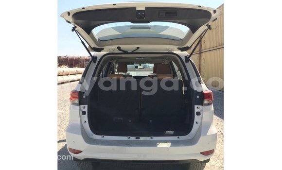 Buy Import Toyota Fortuner White Car in Import - Dubai in Malawi Buy Import Toyota Fortuner White Car in Import - Dubai in Malawi