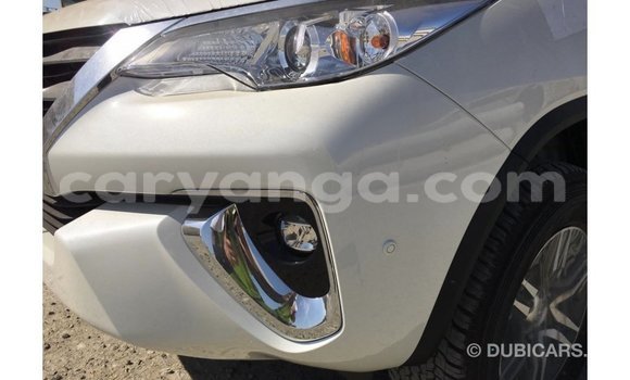 Buy Import Toyota Fortuner White Car in Import - Dubai in Malawi Buy Import Toyota Fortuner White Car in Import - Dubai in Malawi