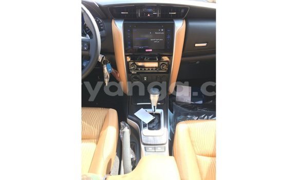 Buy Import Toyota Fortuner White Car in Import - Dubai in Malawi Buy Import Toyota Fortuner White Car in Import - Dubai in Malawi