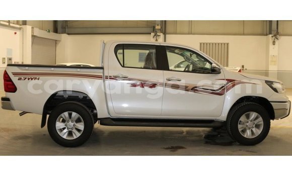 Buy Import Toyota Hilux White Car in Import - Dubai in Malawi Buy Import Toyota Hilux White Car in Import - Dubai in Malawi