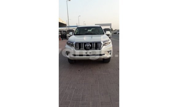 Nunua Imported Toyota Prado White Gari ndani ya Import - Dubai nchini Malawi Nunua Imported Toyota Prado White Gari ndani ya Import - Dubai nchini Malawi