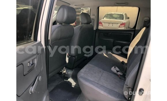 Nunua Imported Toyota Hilux White Gari ndani ya Import - Dubai nchini Malawi Nunua Imported Toyota Hilux White Gari ndani ya Import - Dubai nchini Malawi