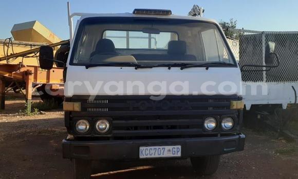 Buy Used Toyota Dyna White Truck in Blantyre in Malawi Buy Used Toyota Dyna White Truck in Blantyre in Malawi