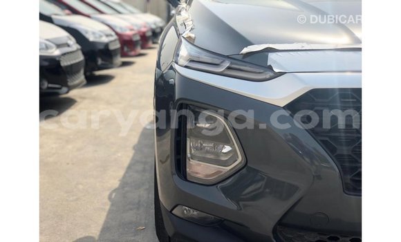 Nunua Imported Hyundai Santa Fe Green Gari ndani ya Import - Dubai nchini Malawi Nunua Imported Hyundai Santa Fe Green Gari ndani ya Import - Dubai nchini Malawi