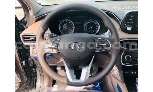 Nunua Imported Hyundai Santa Fe Green Gari ndani ya Import - Dubai nchini Malawi Nunua Imported Hyundai Santa Fe Green Gari ndani ya Import - Dubai nchini Malawi