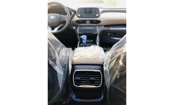 Nunua Imported Hyundai Santa Fe White Gari ndani ya Import - Dubai nchini Malawi Nunua Imported Hyundai Santa Fe White Gari ndani ya Import - Dubai nchini Malawi