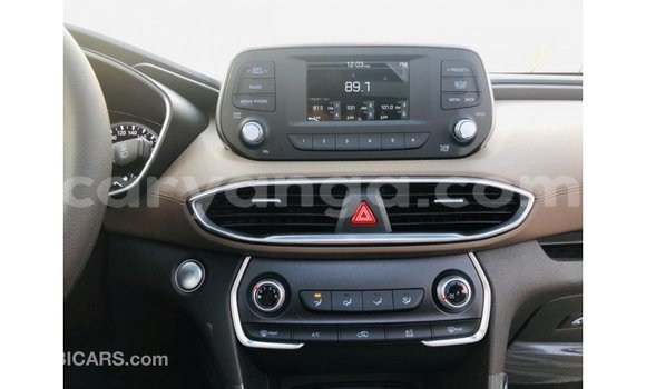 Nunua Imported Hyundai Santa Fe White Gari ndani ya Import - Dubai nchini Malawi Nunua Imported Hyundai Santa Fe White Gari ndani ya Import - Dubai nchini Malawi