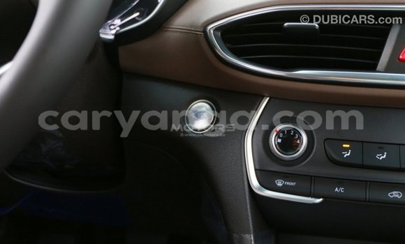 Nunua Imported Hyundai Santa Fe Brown Gari ndani ya Import - Dubai nchini Malawi Nunua Imported Hyundai Santa Fe Brown Gari ndani ya Import - Dubai nchini Malawi