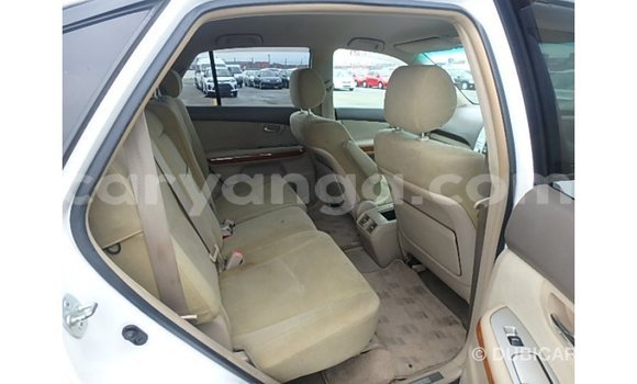 Nunua Imported Toyota Harrier White Gari ndani ya Import - Dubai nchini Malawi Nunua Imported Toyota Harrier White Gari ndani ya Import - Dubai nchini Malawi