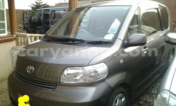 Buy Used Toyota Porte Black Car in Limbe in Malawi