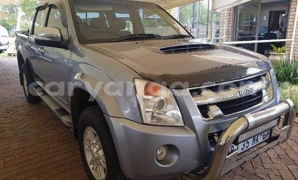 Buy Used Isuzu KB Blue Car in Chilumba in Karonga Buy Used Isuzu KB Blue Car in Chilumba in Karonga