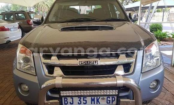 Buy Used Isuzu KB Blue Car in Chilumba in Karonga Buy Used Isuzu KB Blue Car in Chilumba in Karonga