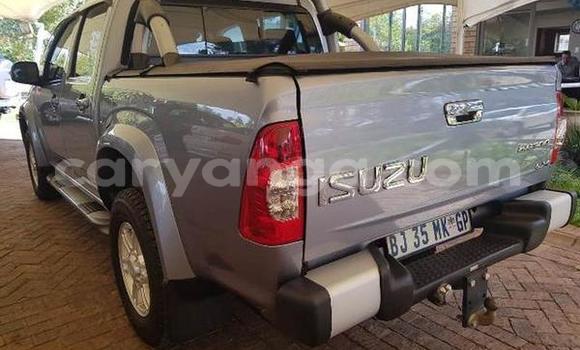Buy Used Isuzu KB Blue Car in Chilumba in Karonga Buy Used Isuzu KB Blue Car in Chilumba in Karonga