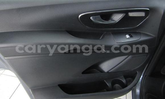 Buy Used Mercedes‒Benz 190–Series Silver Car in Chilumba in Karonga Buy Used Mercedes‒Benz 190–Series Silver Car in Chilumba in Karonga