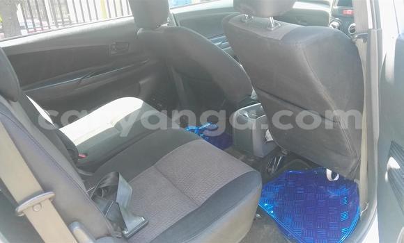 Buy Used Toyota Avanza Blue Car in Chilumba in Karonga Buy Used Toyota Avanza Blue Car in Chilumba in Karonga
