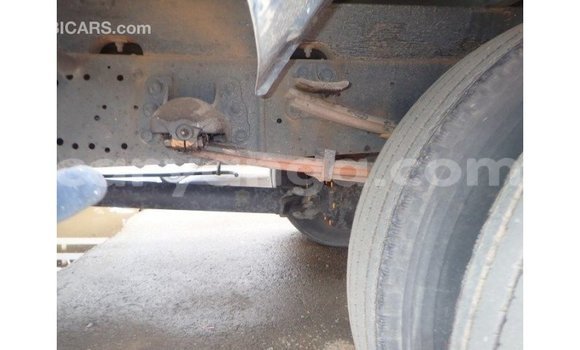 Acheter Import Utilitaire Isuzu FTR 850 Blanc à Import - Dubai, Malawi Acheter Import Utilitaire Isuzu FTR 850 Blanc à Import - Dubai, Malawi