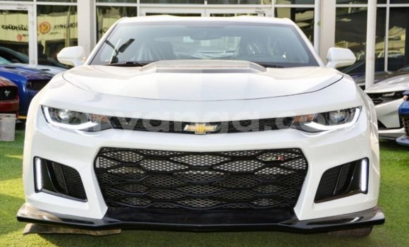 Buy Import Chevrolet Camaro White Car in Import - Dubai in Malawi