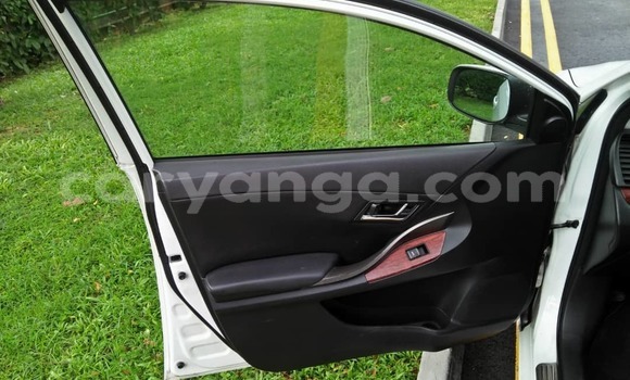 Buy Used Toyota Allion White Car in Blantyre in Malawi Buy Used Toyota Allion White Car in Blantyre in Malawi