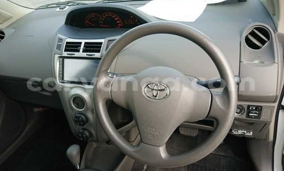 Buy Used Toyota Vitz White Car in Blantyre in Malawi Buy Used Toyota Vitz White Car in Blantyre in Malawi