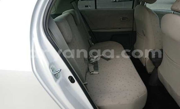 Buy Used Toyota Vitz White Car in Blantyre in Malawi Buy Used Toyota Vitz White Car in Blantyre in Malawi