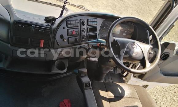 Buy Used Mercedes‒Benz Truck White Truck in Lilongwe in Malawi Buy Used Mercedes‒Benz Truck White Truck in Lilongwe in Malawi