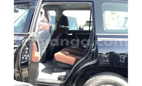 Buy Import Toyota Land Cruiser Black Car in Import - Dubai in Malawi Buy Import Toyota Land Cruiser Black Car in Import - Dubai in Malawi