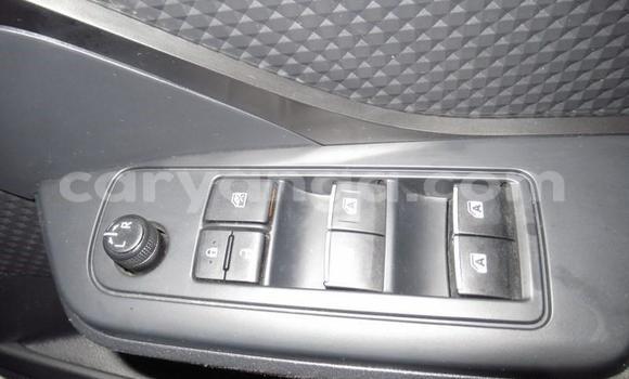Nunua Ilio tumika Toyota C-HR White Gari ndani ya Blantyre nchini Malawi Nunua Ilio tumika Toyota C-HR White Gari ndani ya Blantyre nchini Malawi
