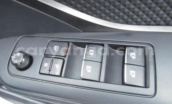 Nunua Ilio tumika Toyota C-HR White Gari ndani ya Blantyre nchini Malawi Nunua Ilio tumika Toyota C-HR White Gari ndani ya Blantyre nchini Malawi