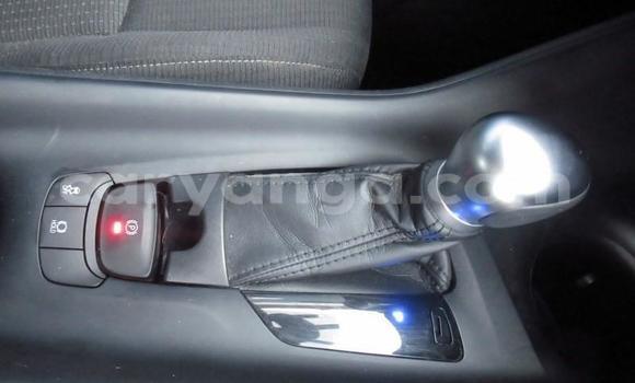 Nunua Ilio tumika Toyota C-HR White Gari ndani ya Blantyre nchini Malawi Nunua Ilio tumika Toyota C-HR White Gari ndani ya Blantyre nchini Malawi