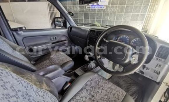 Buy Used Toyota Hilux White Car in Lilongwe in Malawi Buy Used Toyota Hilux White Car in Lilongwe in Malawi