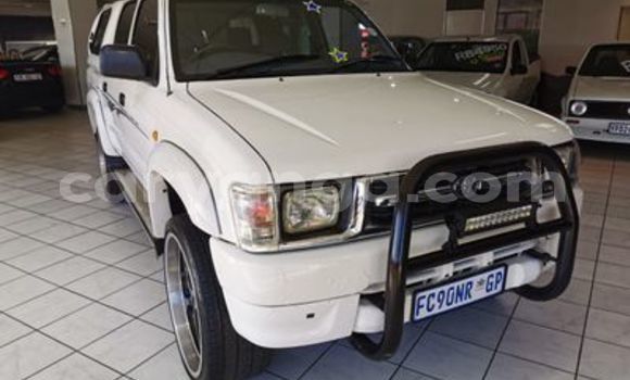 Buy Used Toyota Hilux White Car in Lilongwe in Malawi Buy Used Toyota Hilux White Car in Lilongwe in Malawi