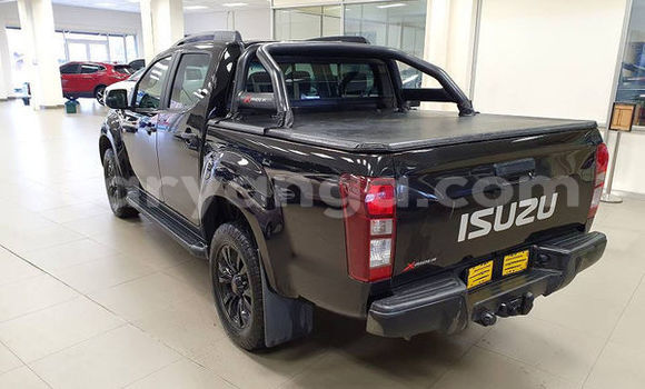 Buy Used Isuzu D–MAX Black Car in Blantyre in Malawi Buy Used Isuzu D–MAX Black Car in Blantyre in Malawi