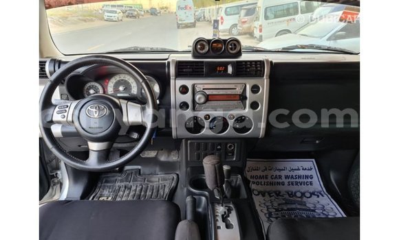 Nunua Imported Toyota FJ Cruiser Other Gari ndani ya Import - Dubai nchini Malawi Nunua Imported Toyota FJ Cruiser Other Gari ndani ya Import - Dubai nchini Malawi