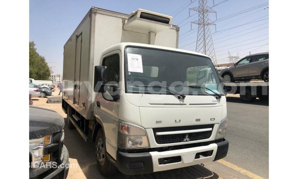 Nunua Imported Mitsubishi i White Gari ndani ya Import - Dubai nchini Malawi Nunua Imported Mitsubishi i White Gari ndani ya Import - Dubai nchini Malawi