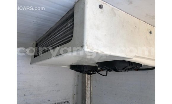 Nunua Imported Toyota Hiace White Gari ndani ya Import - Dubai nchini Malawi Nunua Imported Toyota Hiace White Gari ndani ya Import - Dubai nchini Malawi