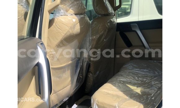 Nunua Imported Toyota Prado White Gari ndani ya Import - Dubai nchini Malawi Nunua Imported Toyota Prado White Gari ndani ya Import - Dubai nchini Malawi