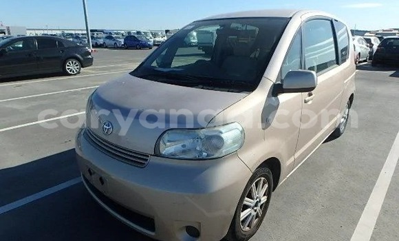 Buy Import Toyota Porte Other Car in Blantyre in Malawi