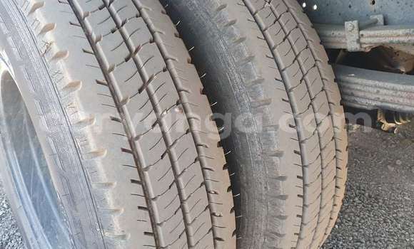 Acheter Occasion Utilitaire Hino 300 Series Blanc à Blantyre, Malawi Acheter Occasion Utilitaire Hino 300 Series Blanc à Blantyre, Malawi