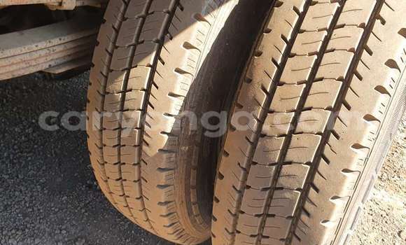 Acheter Occasion Utilitaire Hino 300 Series Blanc à Blantyre, Malawi Acheter Occasion Utilitaire Hino 300 Series Blanc à Blantyre, Malawi