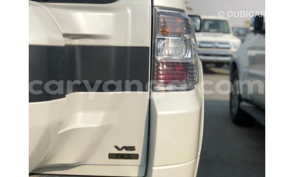 Nunua Imported Mitsubishi Pajero Black Gari ndani ya Import - Dubai nchini Malawi Nunua Imported Mitsubishi Pajero Black Gari ndani ya Import - Dubai nchini Malawi