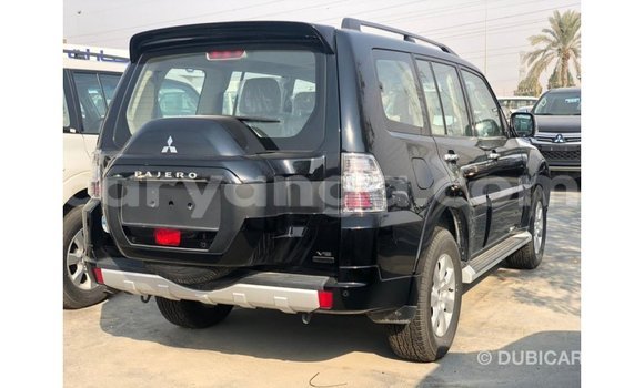 Nunua Imported Mitsubishi Pajero Black Gari ndani ya Import - Dubai nchini Malawi Nunua Imported Mitsubishi Pajero Black Gari ndani ya Import - Dubai nchini Malawi